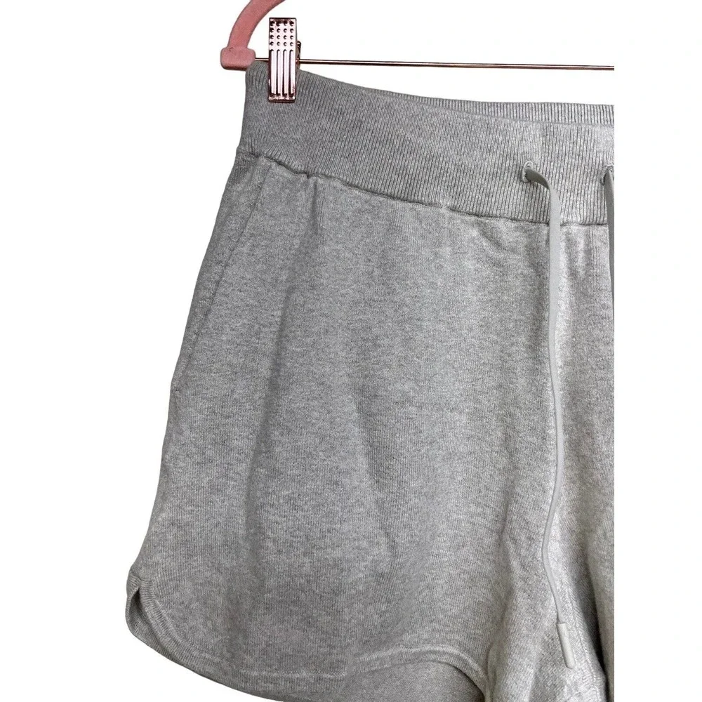 Lululemon Cotton-Cashmere Knit High-Rise Short‎ 4” Heathered Raw Linen Size 10